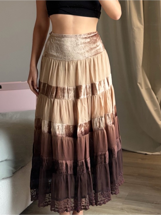 Guess Dresses & Skirts - Vintage GUESS Jeans Authentic tiered maxi skirt 🤎